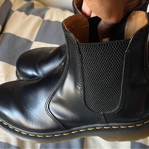 Dr Martens 2976 Chelsea Boots